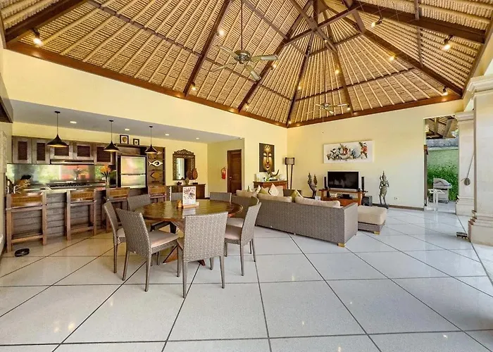 Spacious - Santai - Villa Seminyak