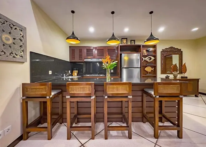 Villa Spacious - Santai - Seminyak